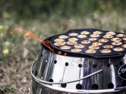 Petromax Gietijzeren Poffertjes Pan -Woonmeubelwinkel petromax gietijzeren poffertjes pan 4