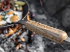 Petromax Houten Handvat Voor Smeedijzeren Pan -Woonmeubelwinkel petromax houten handvat voor smeedijzeren pan 3